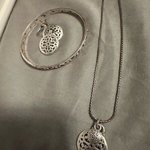 Sterling Effect Silver Filigree Pendant Necklace and Earring Set